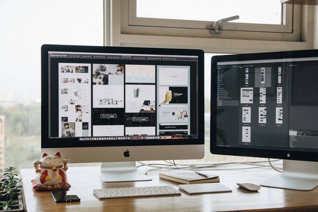 iMac Workspace 2017 by tranmautritam